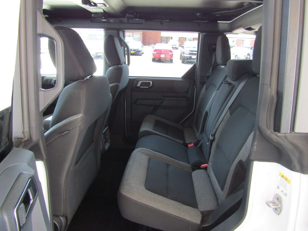 Used 2025 White Ford Big Bend image 29