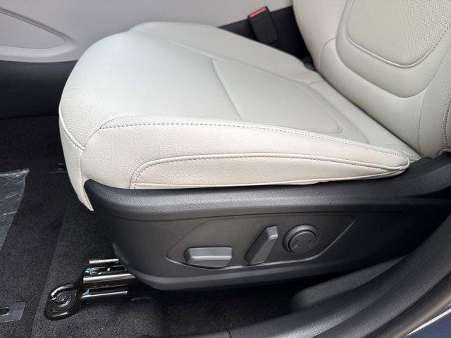 New 2026 Atlantis Blue Hyundai SEL Plus FWD image 11