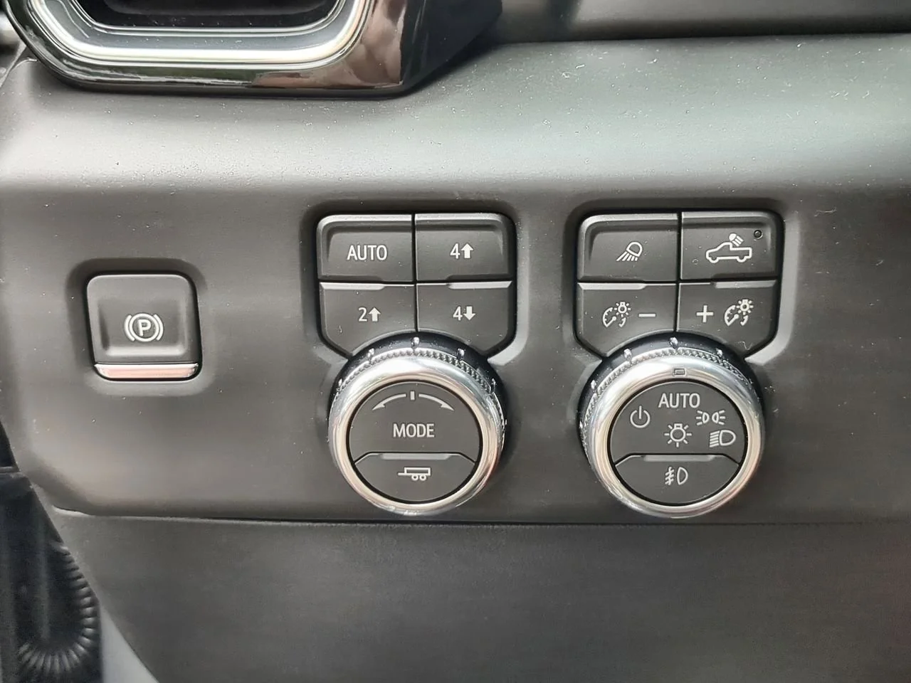 New 2026 Sterling Metallic GMC Denali Ultimate image 18