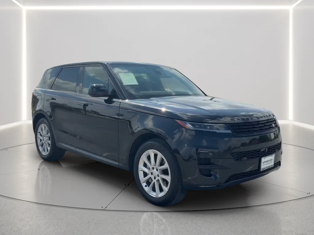 Used 2025 Black Land Rover SE image 3