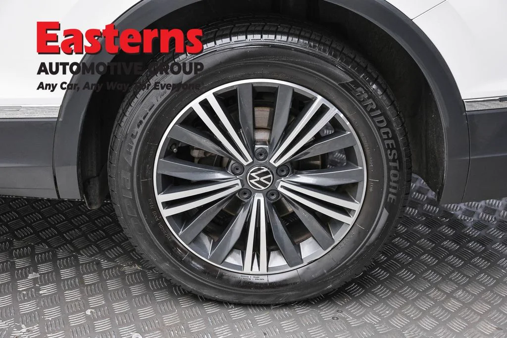 Used 2024 White Volkswagen 2.0T Wolfsburg Edition image 8
