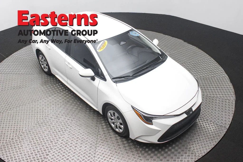 Used 2023 White Toyota LE image 3