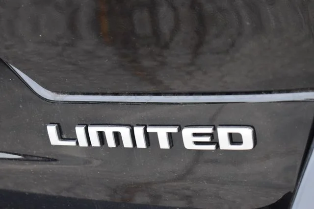 New 2027 High Gloss Black Jeep Limited image 18
