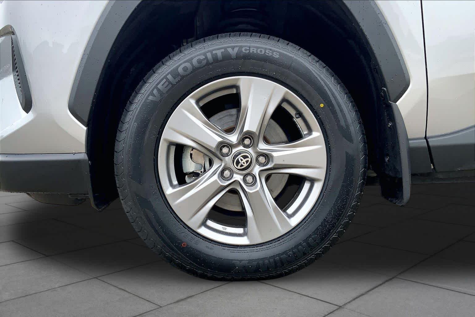 Used 2024 Silver Sky Metallic Toyota XLE image 11