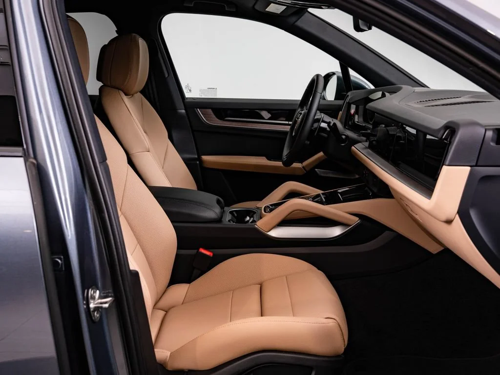New 2026 Vanadium Gray Metallic Porsche  image 25