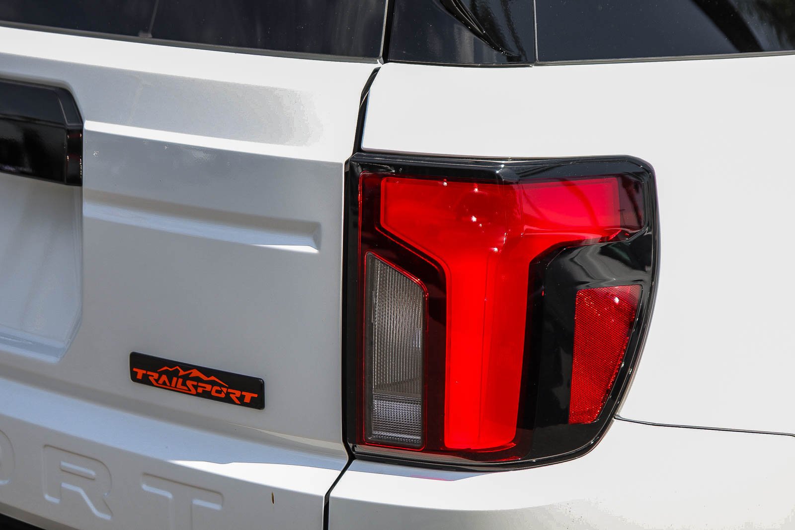 New 2026 Platinum White Pearl Honda TrailSport AWD image 8