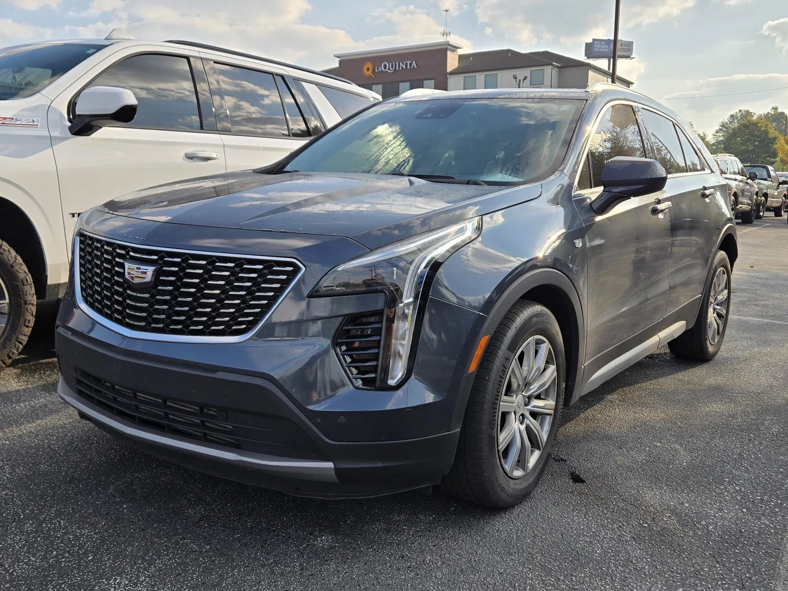2020 Cadillac XT4 Premium Luxury