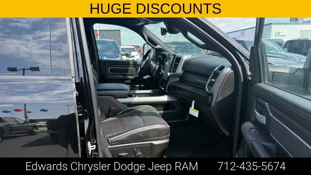2025 RAM 2500 Laramie - Photo 31