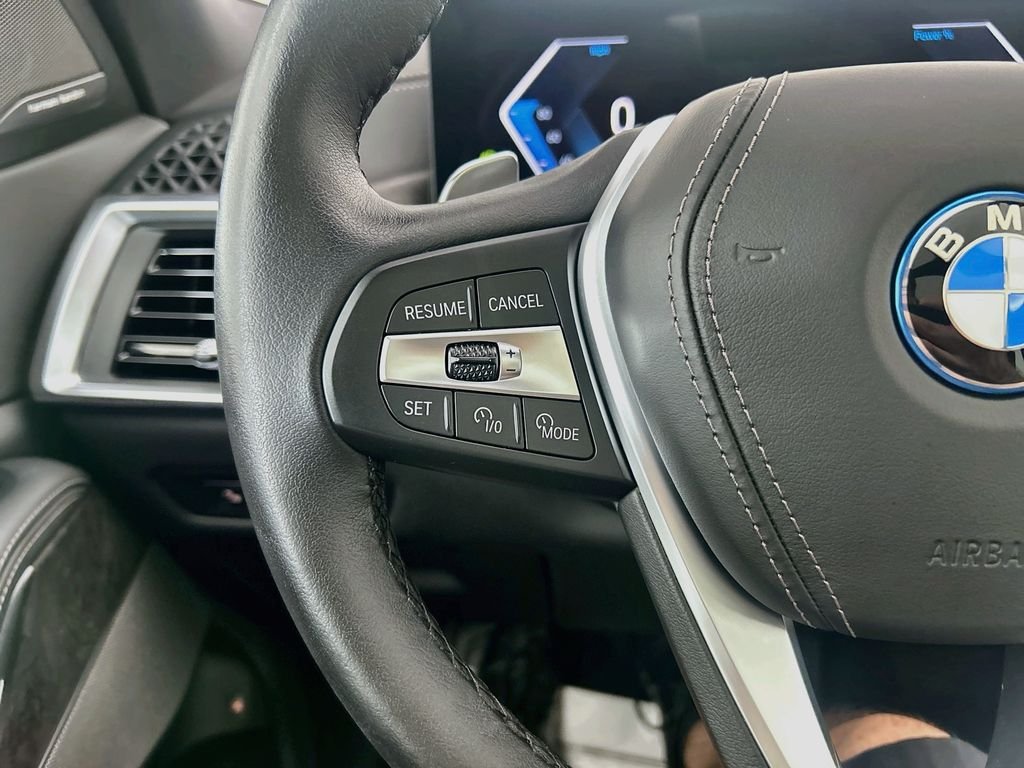 2026 BMW X5 50e - Photo 11