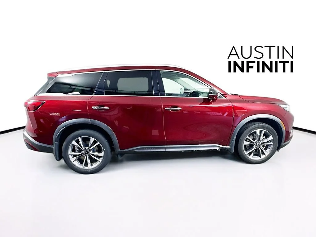 Certified Used 2023 Red INFINITI LUXE image 10