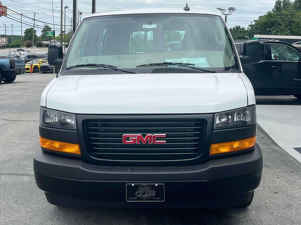 2025 GMC Savana Cargo Work Van - Photo 8