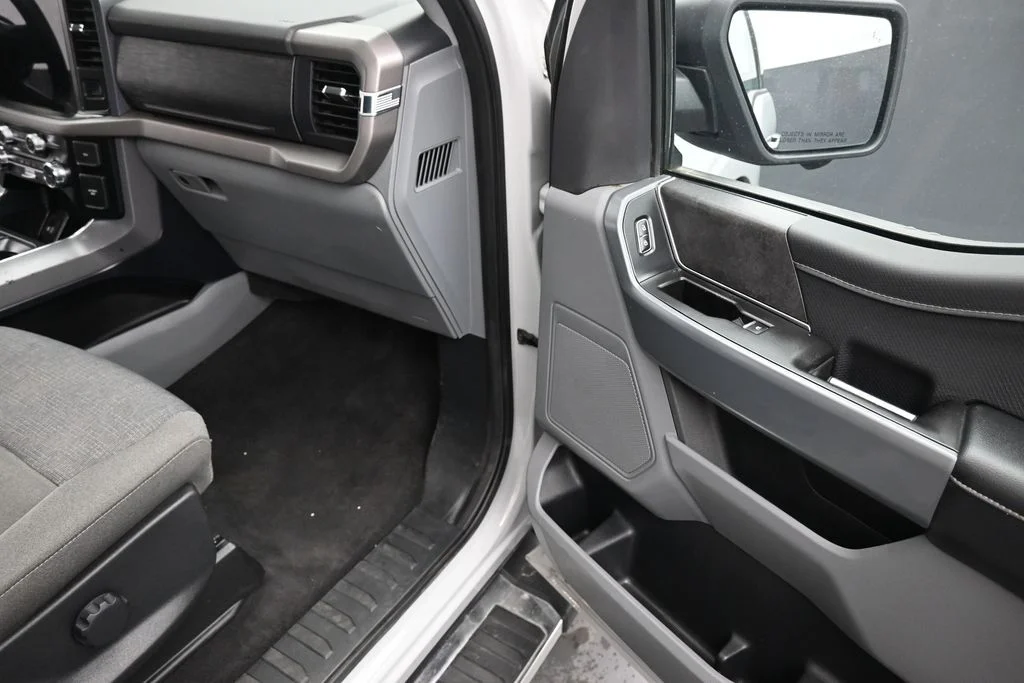 Used 2024 White Ford XLT image 14
