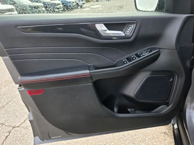 Used 2023 Gray Metallic Ford ST-Line Select image 25