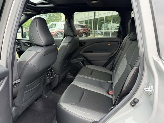 New 2026 RIVER ROCK PEARL Subaru Wilderness image 13
