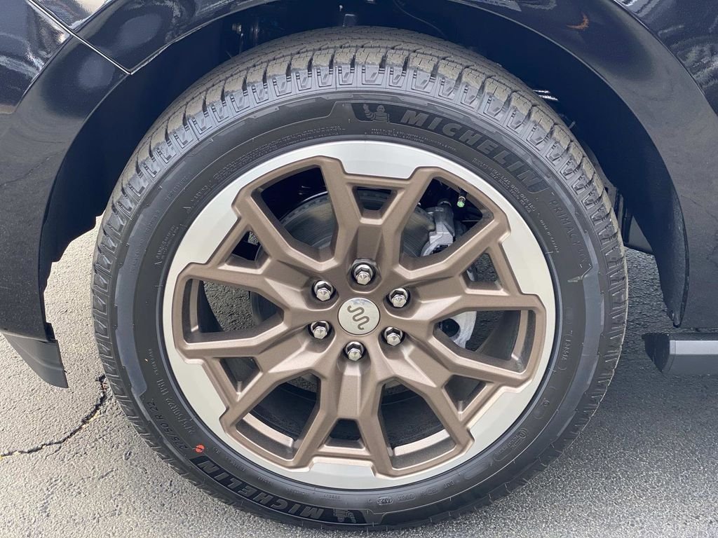 New 2026 Agate Black Metallic Ford King Ranch® image 8