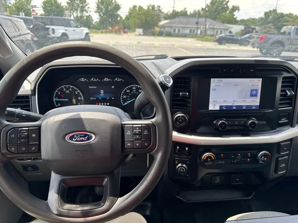 Used 2021 Oxford White Ford XLT image 14