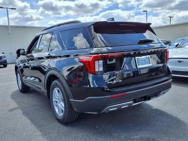 New 2026 Agate Black Metallic Ford Active image 4