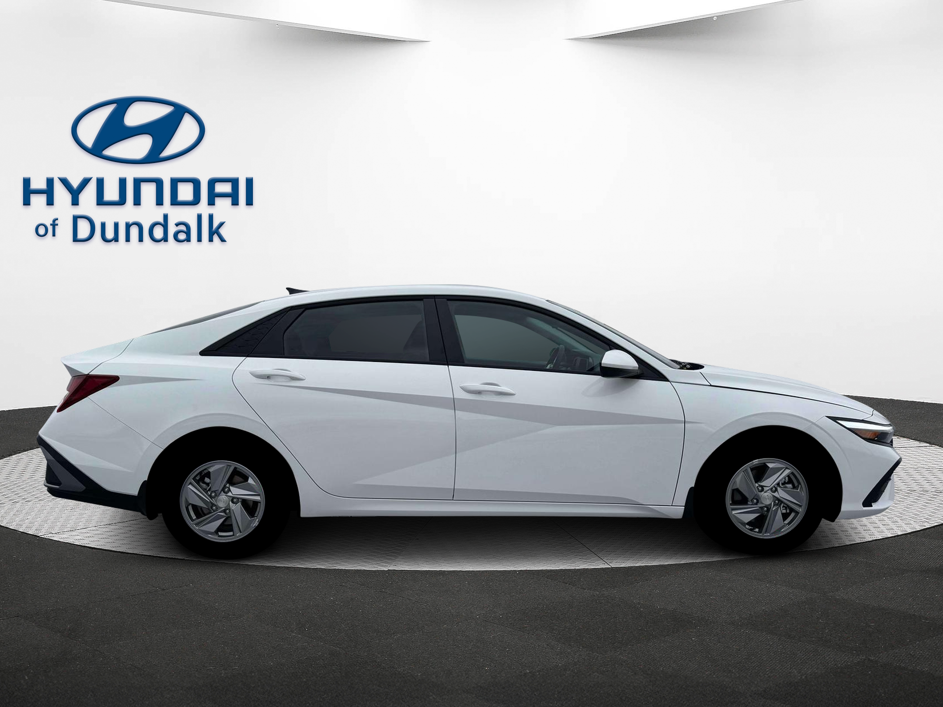 New 2026 White Hyundai SE image 21