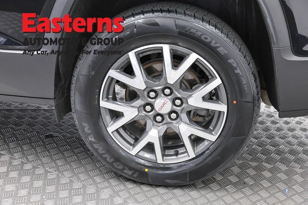 Used 2022 Black GMC SLE image 35
