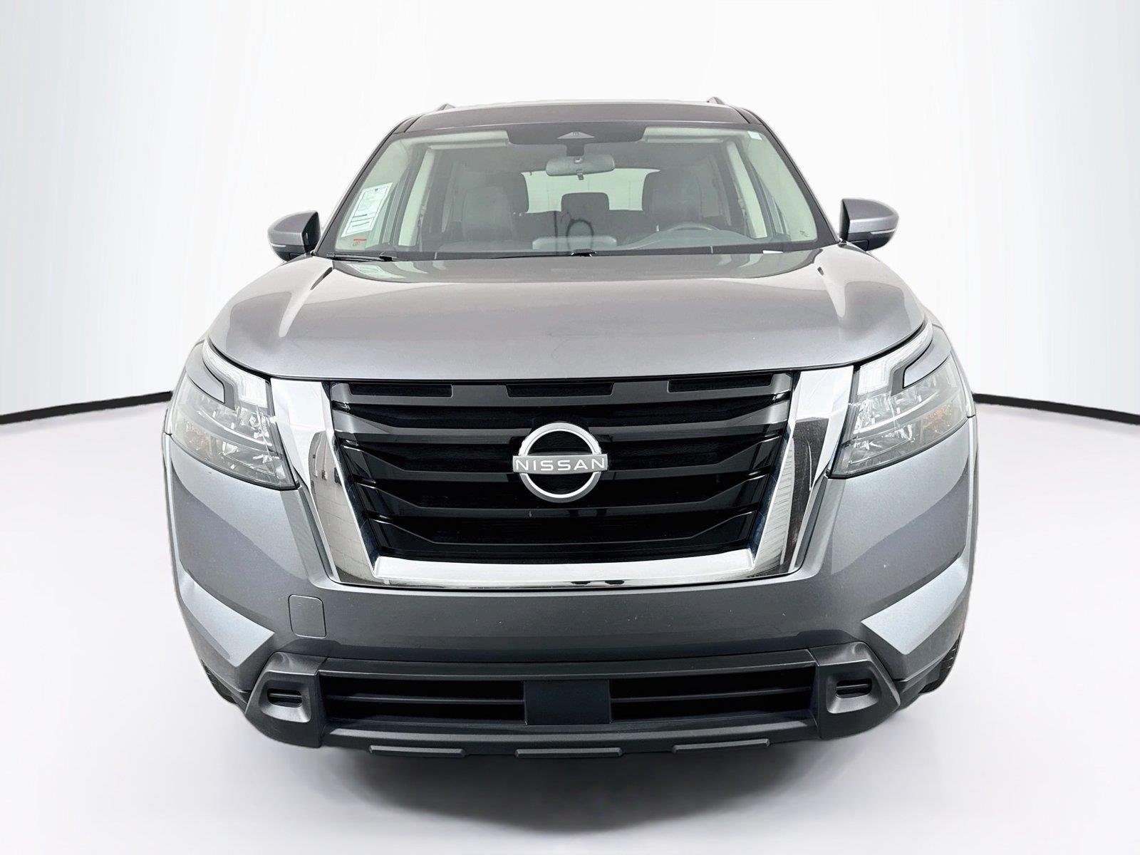 Used 2024 Gun Metallic Nissan SV image 8