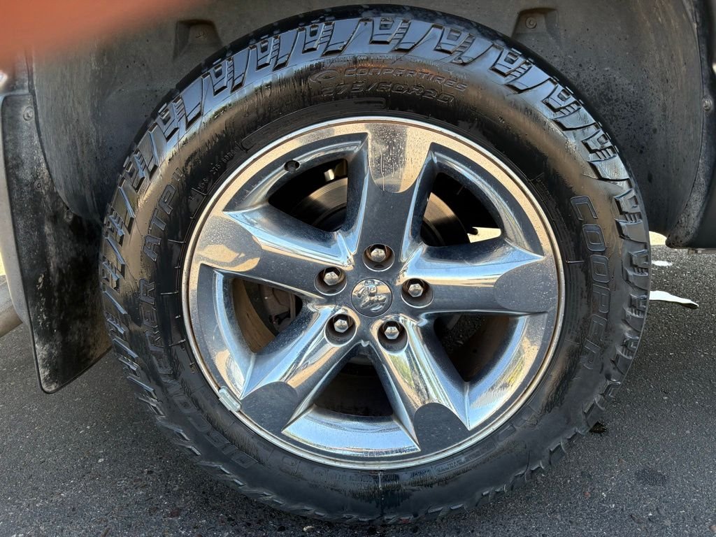 Used 2006 Gray Dodge Laramie image 5