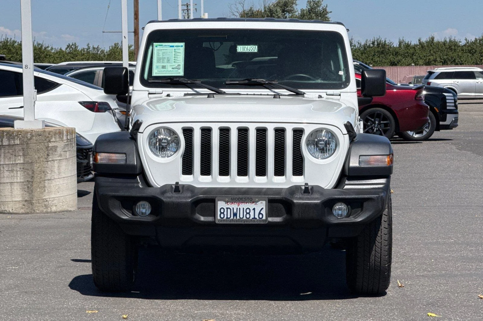 Used 2018 Bright White Clearcoat Jeep Sport S image 8