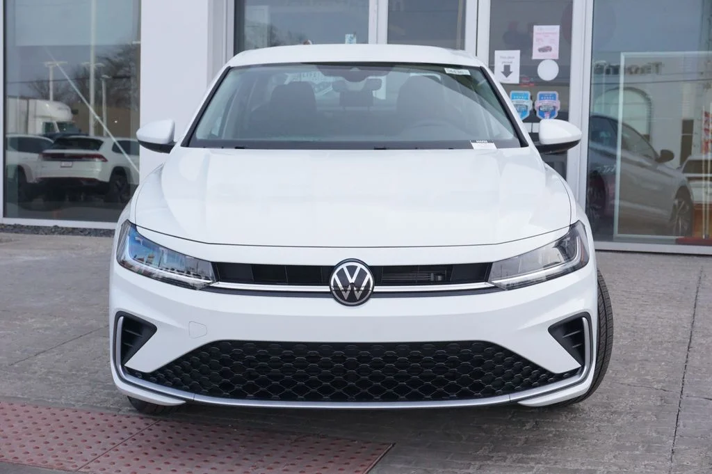 New 2026 White Volkswagen 1.5T S image 5