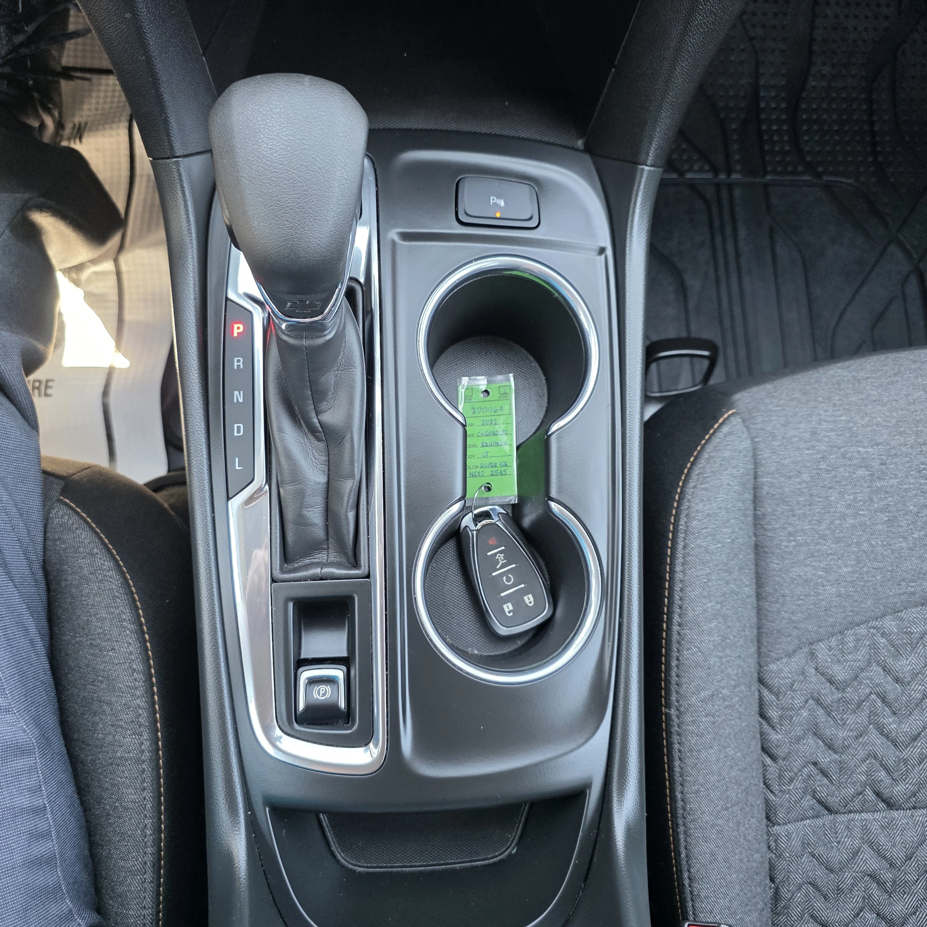 2022 Chevrolet Equinox LT - Photo 17