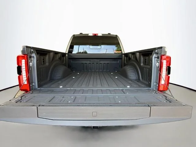 New 2026 Agate Black Metallic Ford F-250® Lariat® image 67
