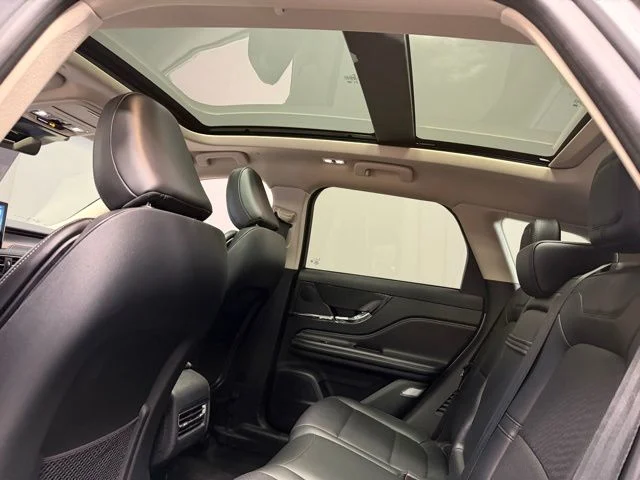 Used 2023 Silver Lincoln Standard image 20