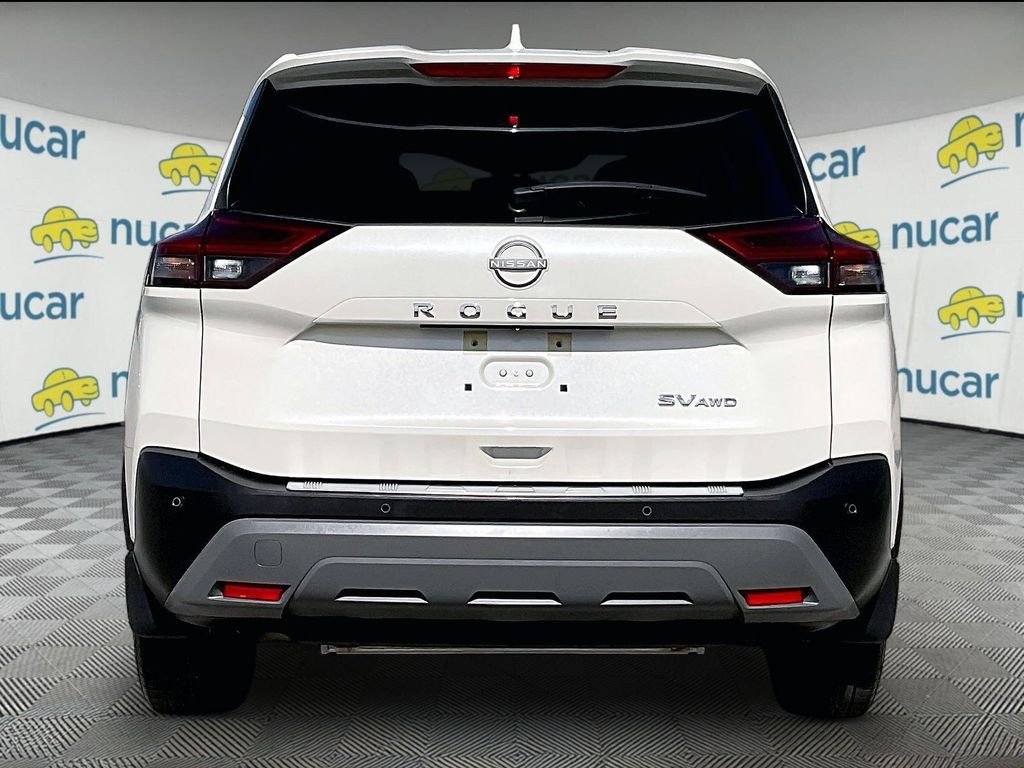 Used 2023 White Nissan SV image 5