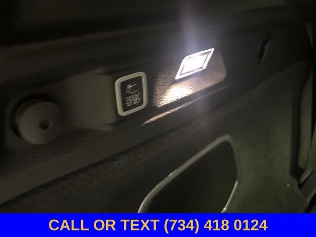 Used 2023 Silver Jeep Overland image 16