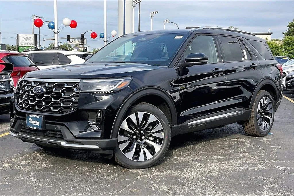 New 2026 Agate Black Metallic Ford Platinum™ image 11