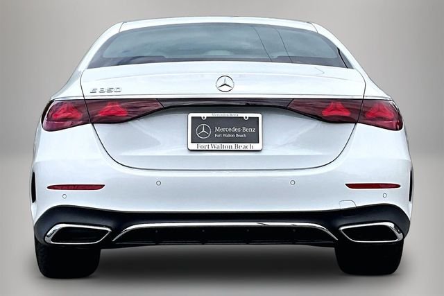 New 2026 MANUFAKTUR Moonlight White Metallic Mercedes-Benz E 350 image 3