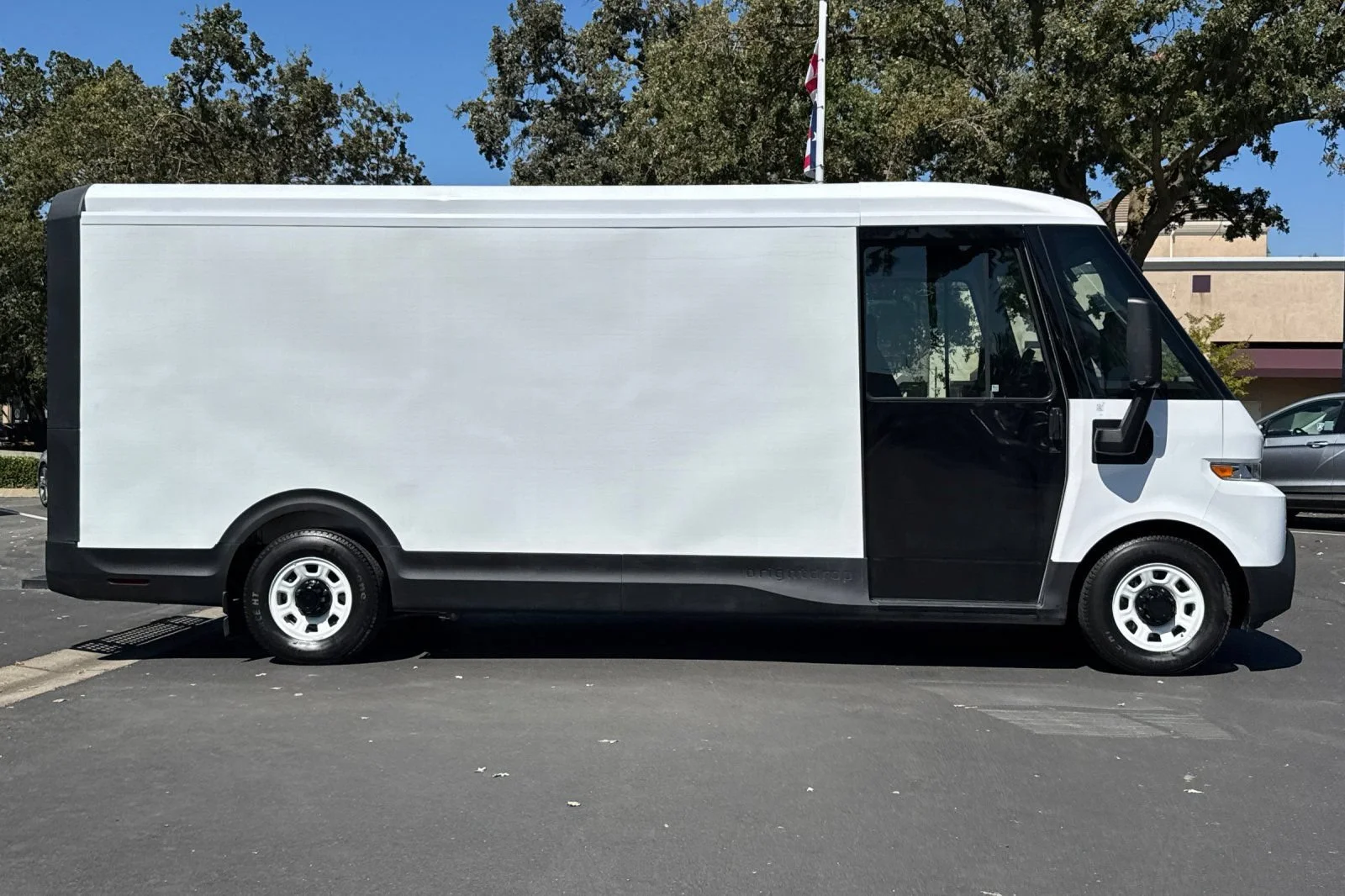 Used 2023 Chevrolet BrightDrop ZEVO 600 with VIN 2G5ZJ3HG8P9100412 for sale in Elk Grove, CA