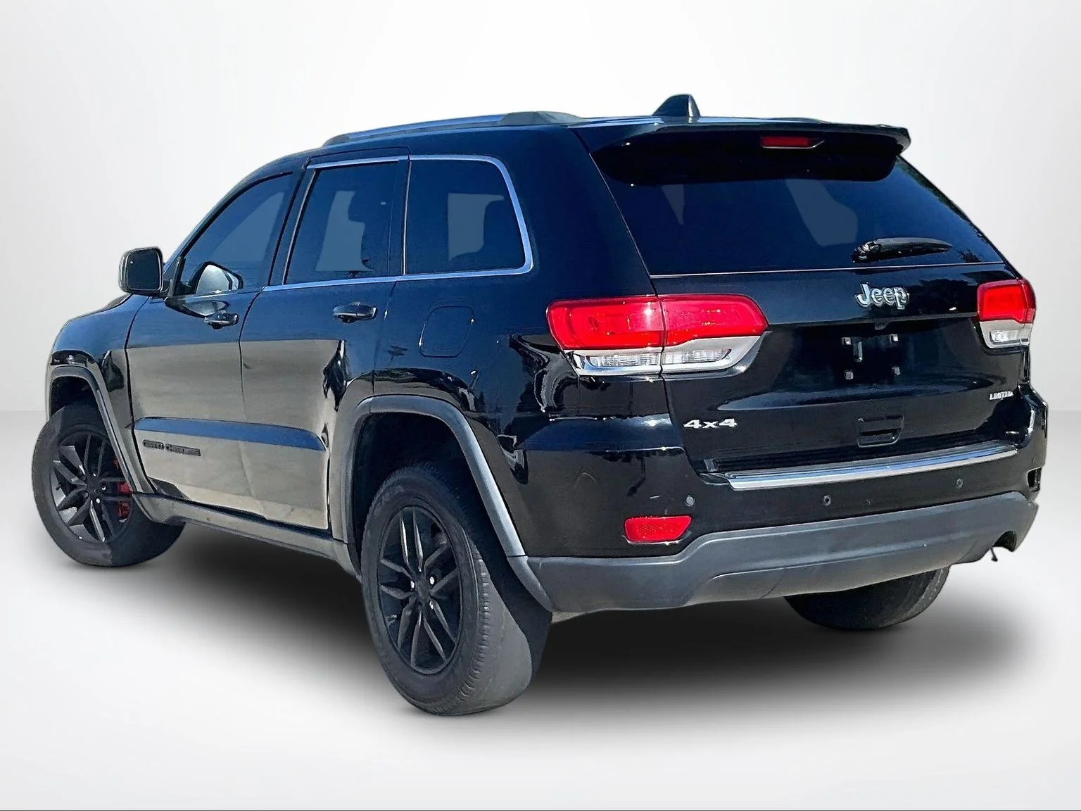 Used 2018 Black Jeep Limited image 13