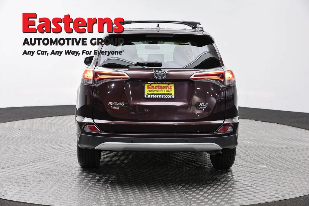 Used 2016 Black Toyota XLE image 6