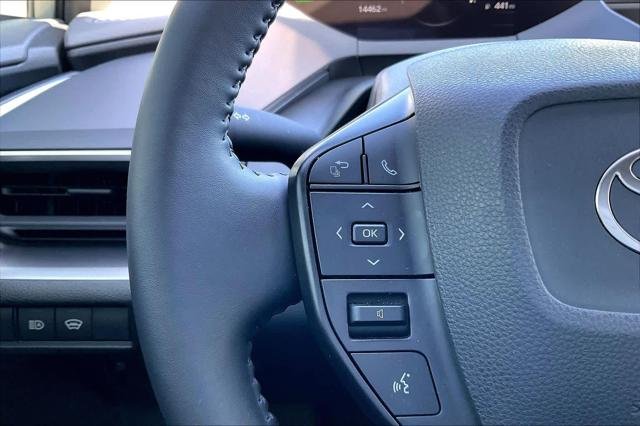 Certified Used 2025 CUTTING EDGE Toyota  image 23