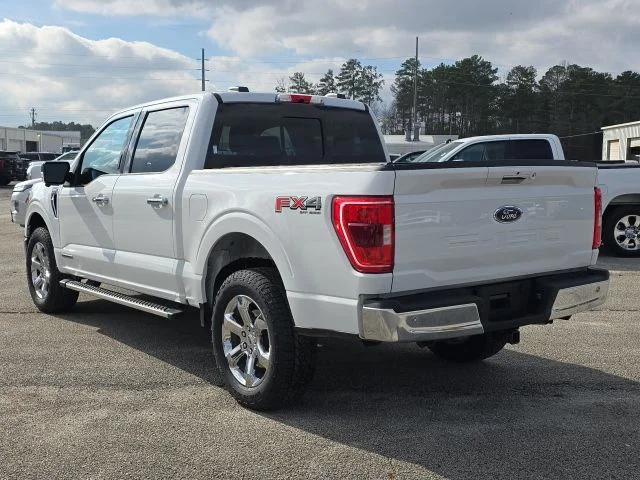 Used 2022 White Ford XLT image 3