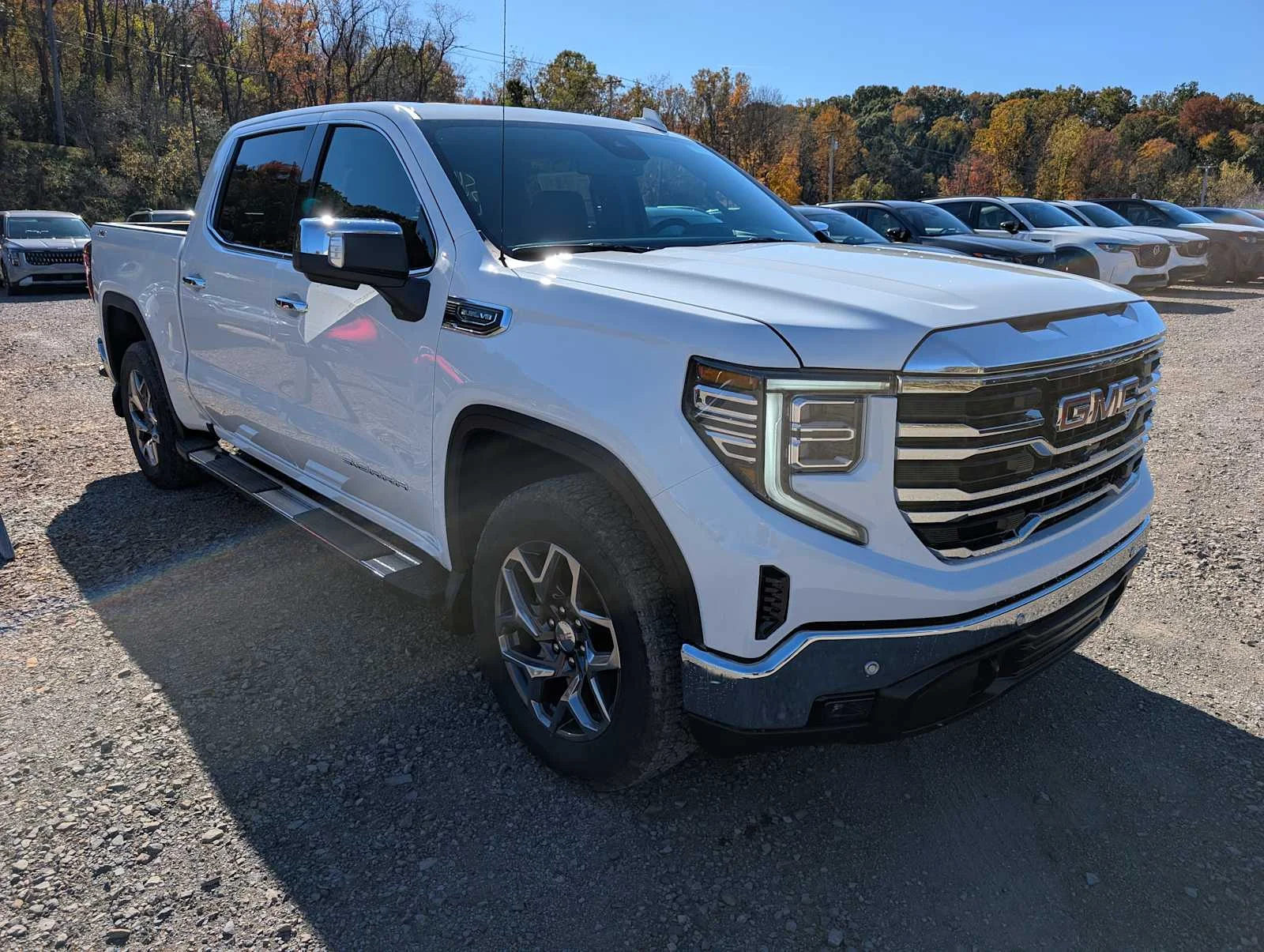 New 2026 Summit White GMC SLT image 6