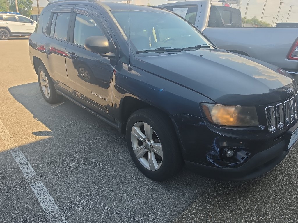 Used 2014 Maximum Steel Metallic Clearcoat Jeep Sport image 2