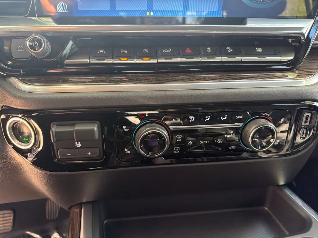 Used 2025 Gray Chevrolet LT Trail Boss image 21