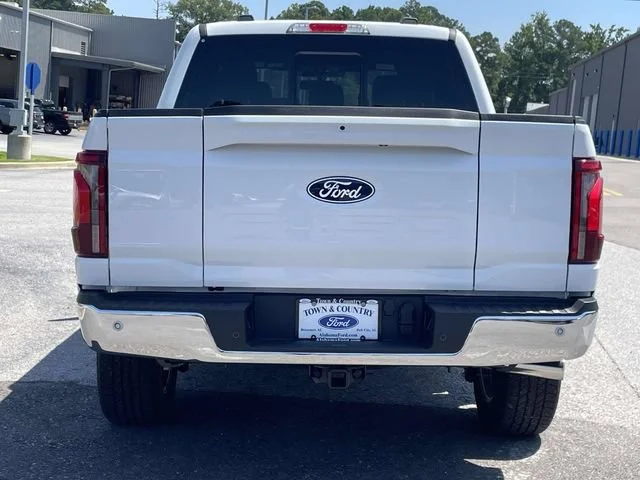New 2026 Oxford White Ford Lariat image 26