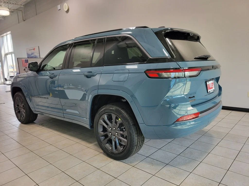 New 2026 Blue Jeep Limited Reserve image 4