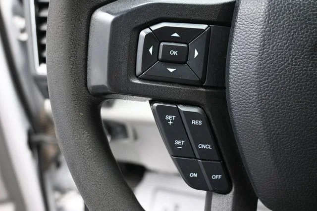 Certified Used 2021 Oxford White Ford XLT image 12