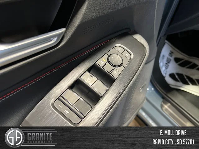 New 2026 Atlantic Gray Metallic Nissan SR image 20