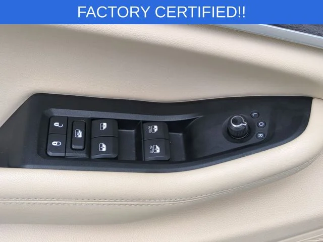 Used 2025 White Jeep Limited image 14