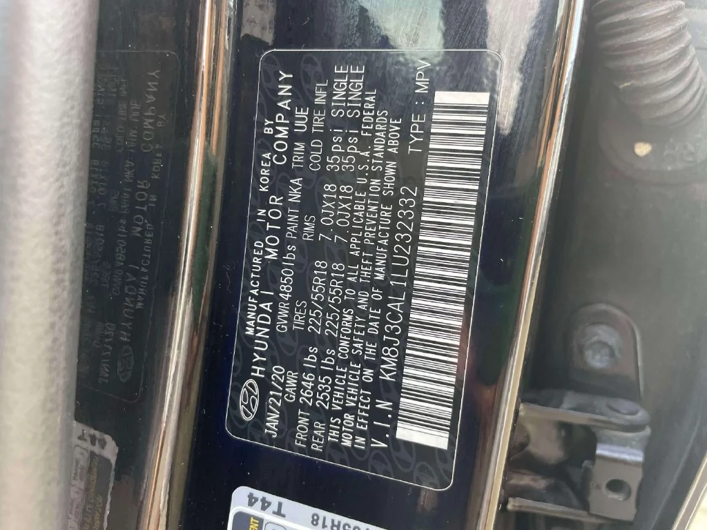 Used 2020 Black Hyundai Ultimate image 19