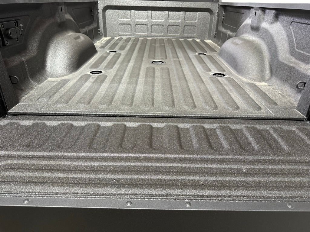 2026 RAM 3500 Laramie - Photo 15