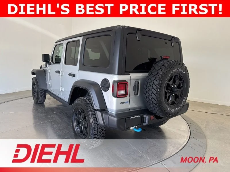 Used 2023 Silver Jeep Base 4xe image 5